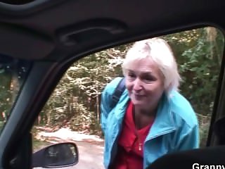 Old blonde is doggystyle fucked